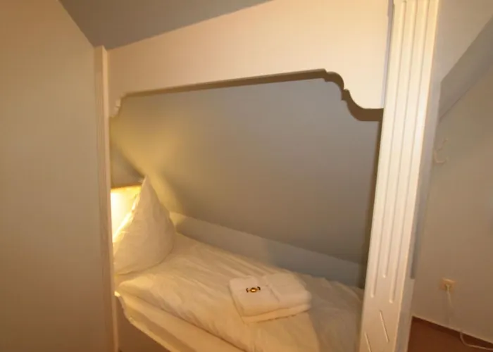 Semesterbostad Wildrose 2 *